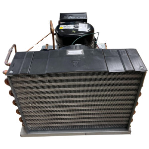 Tecumseh AKA9463ZNADG 3/4+ HP Condensing Unit, Medium/Temp, R-404a, 208-230 V,1 Ph, 60 Hz Tecumseh AKA9463ZNADG 3/4+ HP Condensing Unit, Medium/Temp, R-404a, 208-230 V,1 Ph, 60 Hz