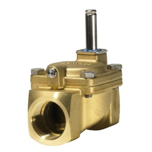 Danfoss 032U7536 Solenoid Valve EV220B, 1-1/2 in, NPT, NC, 2 Way