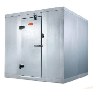 Oyon Walk-In Cooler With Floor, Door Location: W (8ft W X 10ft L X 7ft-7in H)