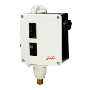Danfoss 017-520366 RT116 Pressure Switch, 4.8 to 18.9 psi, SPDT, Auto Reset, 3/8 in Male G Connection