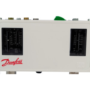 Danfoss 060-126491 Pressure Switch KP 15 Dual Auto/Manual 1/4 in Flare Capillary M/24 Not Included