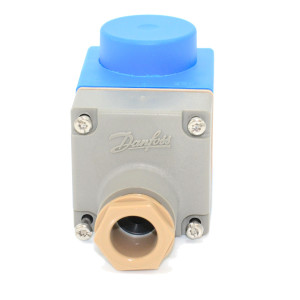 Danfoss 018F6714 Solenoid Coil 220 V, 60 Hz, 13 W, IP67, BE220BS, Terminal Box Danfoss 018F6714 Solenoid Coil 220 V, 60 Hz, 13 W, IP67, BE220BS, Terminal Box