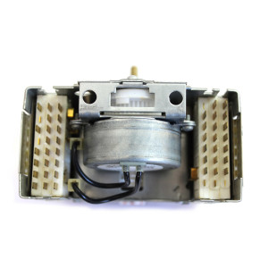 Whirlpool WP3351118 Genuine OEM Timer 
Fits: 3351118 3351118R 99989693 414-386-20 MX184-748-11
 Whirlpool WP3351118 Genuine OEM Timer 
Fits: 3351118 3351118R 99989693 414-386-20 MX184-748-11