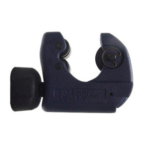 Uniweld Tube Cutter 1/8in to 1 1/8in (3mm To 28mm) UTC702  Uniweld Tube Cutter 1/8in to 1 1/8in (3mm To 28mm) UTC702