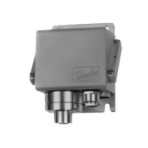 Danfoss 060-310566 Pressure Switch KPS35 Regulation range Pe 0 - 8 bar, Differential  0.4 -1.5 bar , Reset function: Auto, Pressure connection type G, Pressure connection size 1/4, Enclosure rating IP IP67, MWP 12 bar  Danfoss 060-310566 Pressure Switch KPS35 Regulation range Pe 0 - 8 bar, Differential  0.4 -1.5 bar , Reset function: Auto, Pressure connection type G, Pressure connection size 1/4, Enclosure rating IP IP67, MWP 12 bar