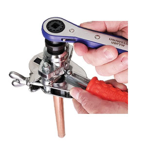 Electric Manual Deluxe Flaring Tool 1/8 3/16 1/4 5/16 3/8 1/2 5/8 3/4 O.D. Uniweld UDFT
Include UDFTW 12 point 3/4 Ratchet Wrench
Replace 70004