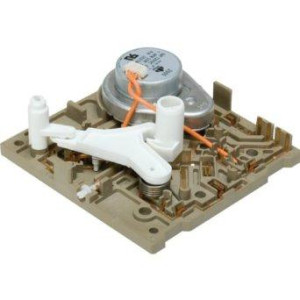 Whirlpool 8201515 Genuine OEM Icemaker Module And Motor Assembly 
Fits: 626653 626678 626683 626691 628519 8201515vp 961550 Ah733947 Ea733947 Ps733947 W10122535 W10190934 W10223929 W10251742 W10311985 Whirlpool 8201515 Genuine OEM Icemaker Module And Motor Assembly 
Fits: 626653 626678 626683 626691 628519 8201515vp 961550 Ah733947 Ea733947 Ps733947 W10122535 W10190934 W10223929 W10251742 W10311985