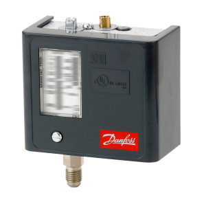 Danfoss 060-5243 KPU6W High Pressure Switch, 100 to 600 psi, SPDT, Auto Reset, 1/4 in Male Flare Connection Danfoss 060-5243 KPU6W High Pressure Switch, 100 to 600 psi, SPDT, Auto Reset, 1/4 in Male Flare Connection